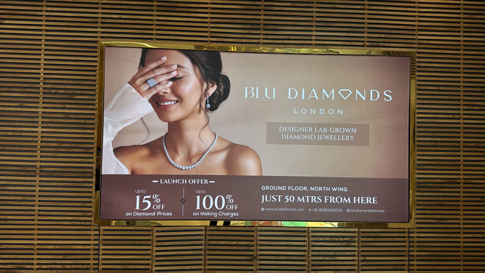 Main Blu Diamonds billboard creative